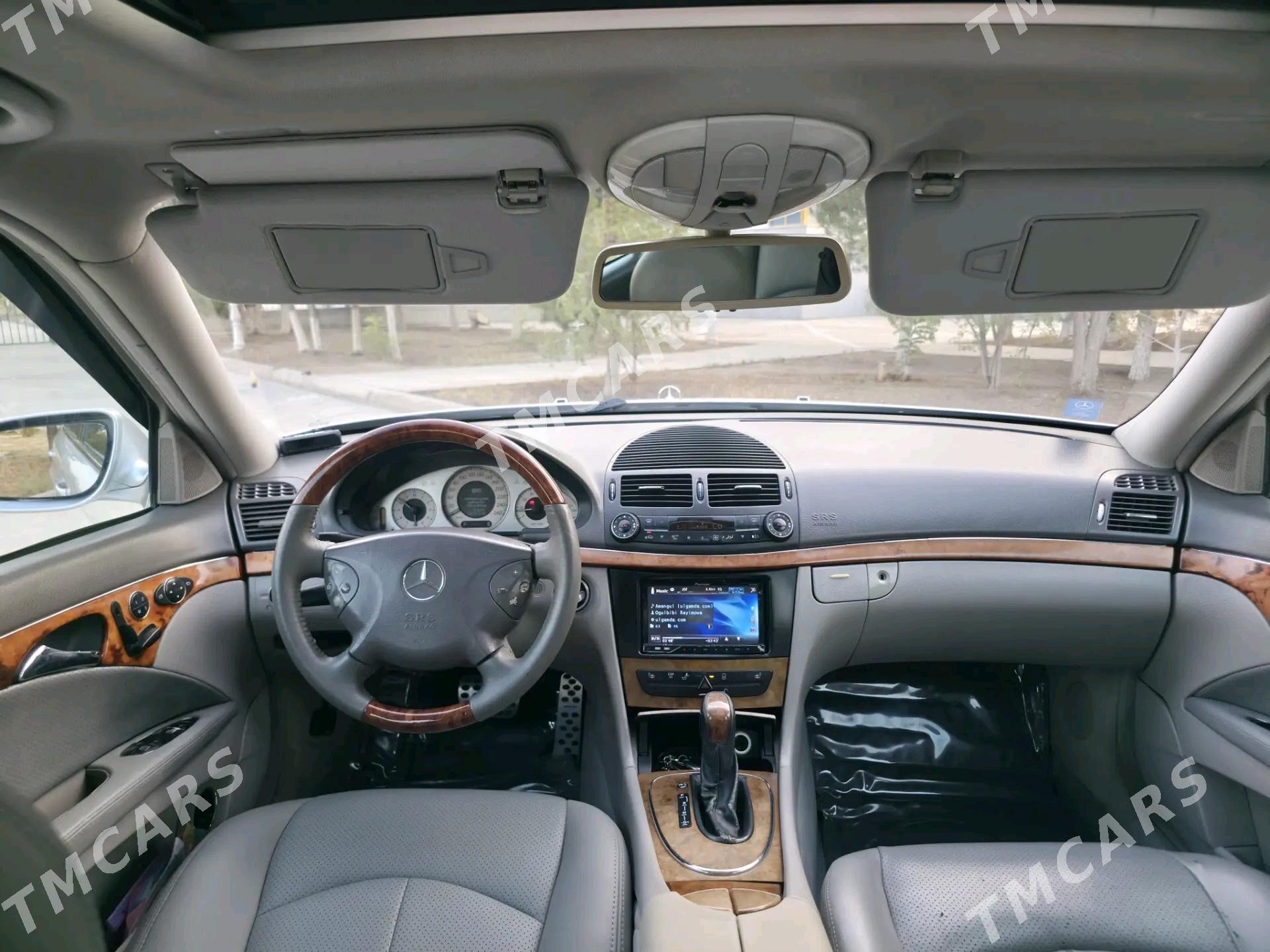 Mercedes-Benz E320 2003 - 160 000 TMT - Балканабат - img 3