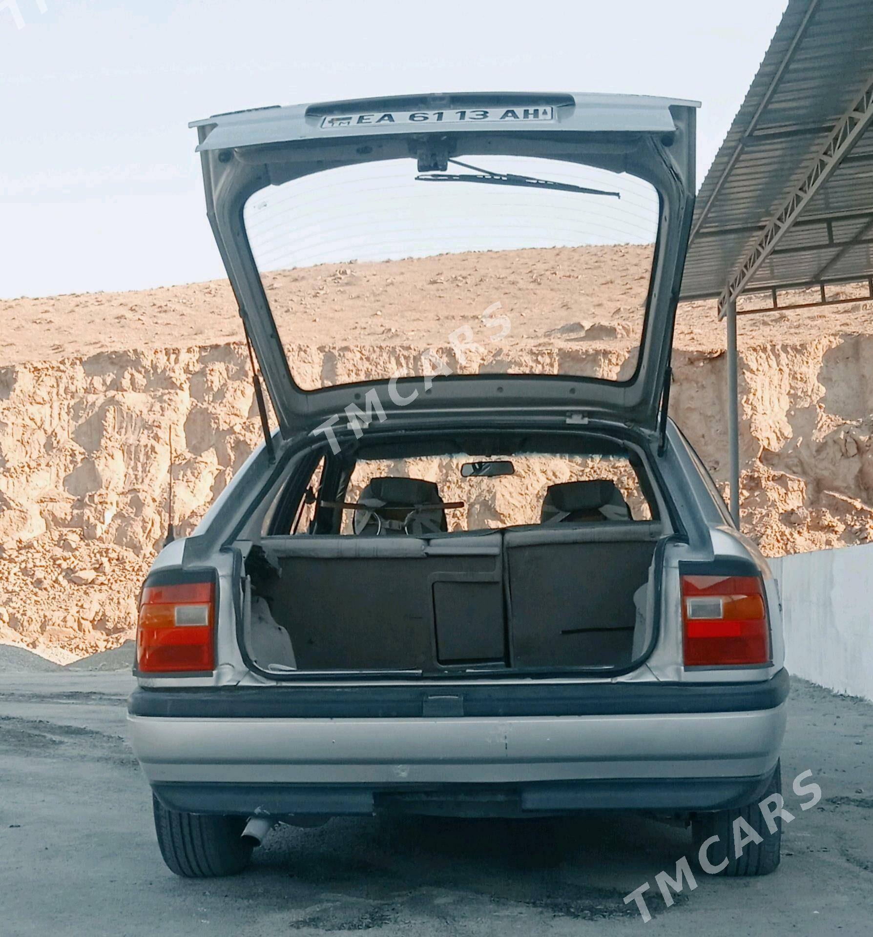 Opel Vectra 1989 - 20 000 TMT - Гёкдепе - img 7