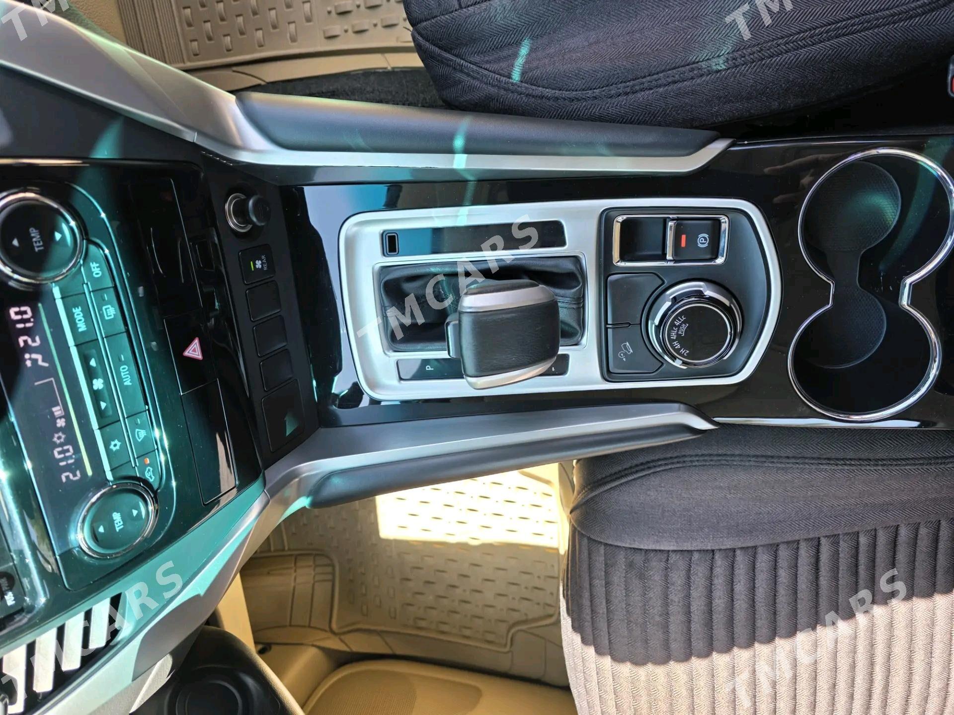 Mitsubishi Pajero 2019 - 385 000 TMT - Ашхабад - img 4