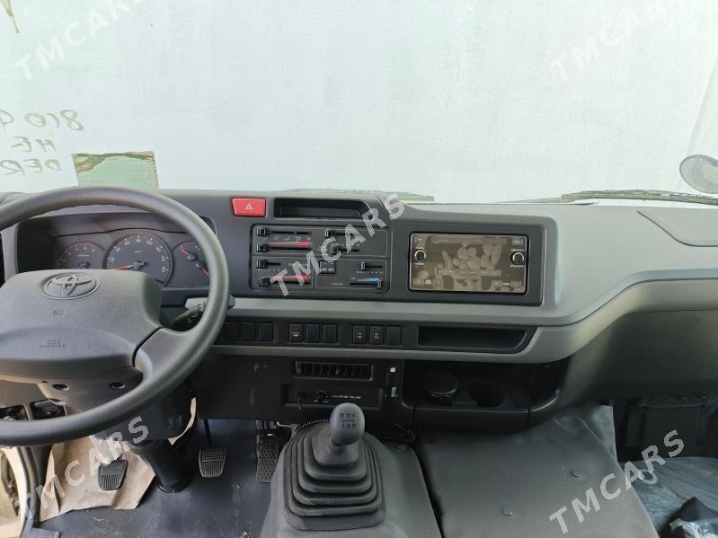 Toyota Coaster 2024 - 1 325 000 TMT - Ашхабад - img 6