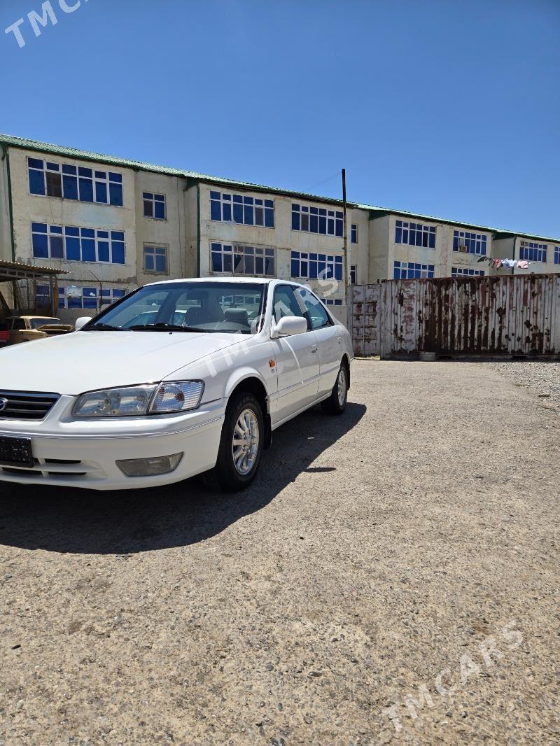 Toyota Camry 1997 - 130 000 TMT - Кака - img 2