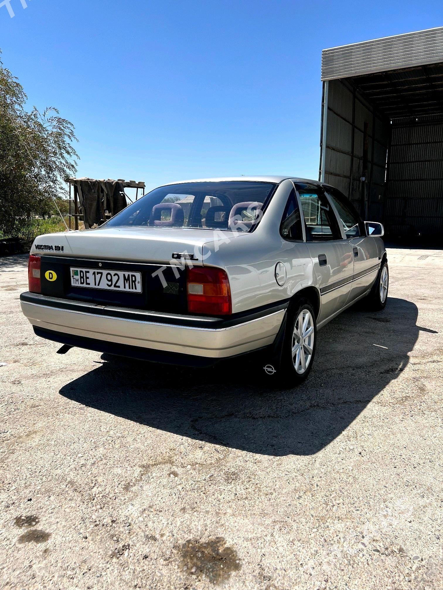 Opel Vectra 1991 - 45 000 TMT - Mary - img 3