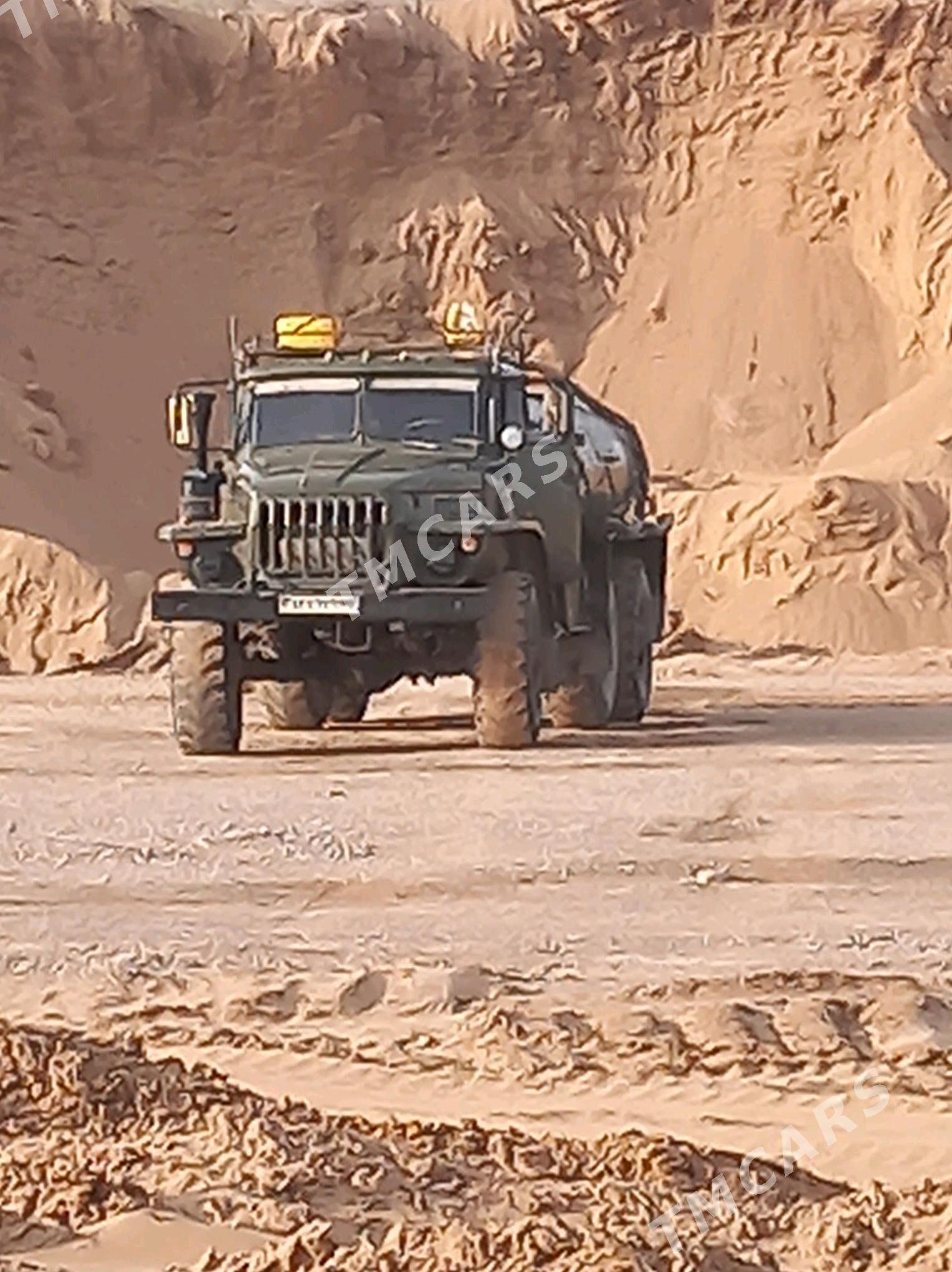 Ural 4320 1980 - 200 000 TMT - Сакарчага - img 10
