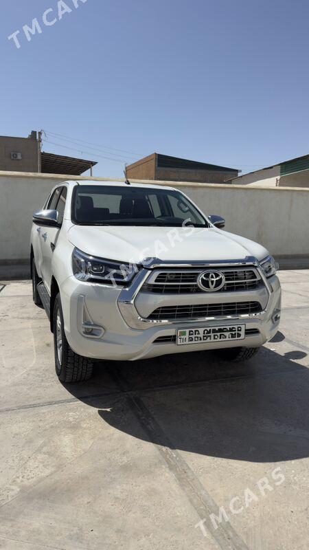 Toyota Hilux 2022 - 610 000 TMT - Türkmenabat - img 3