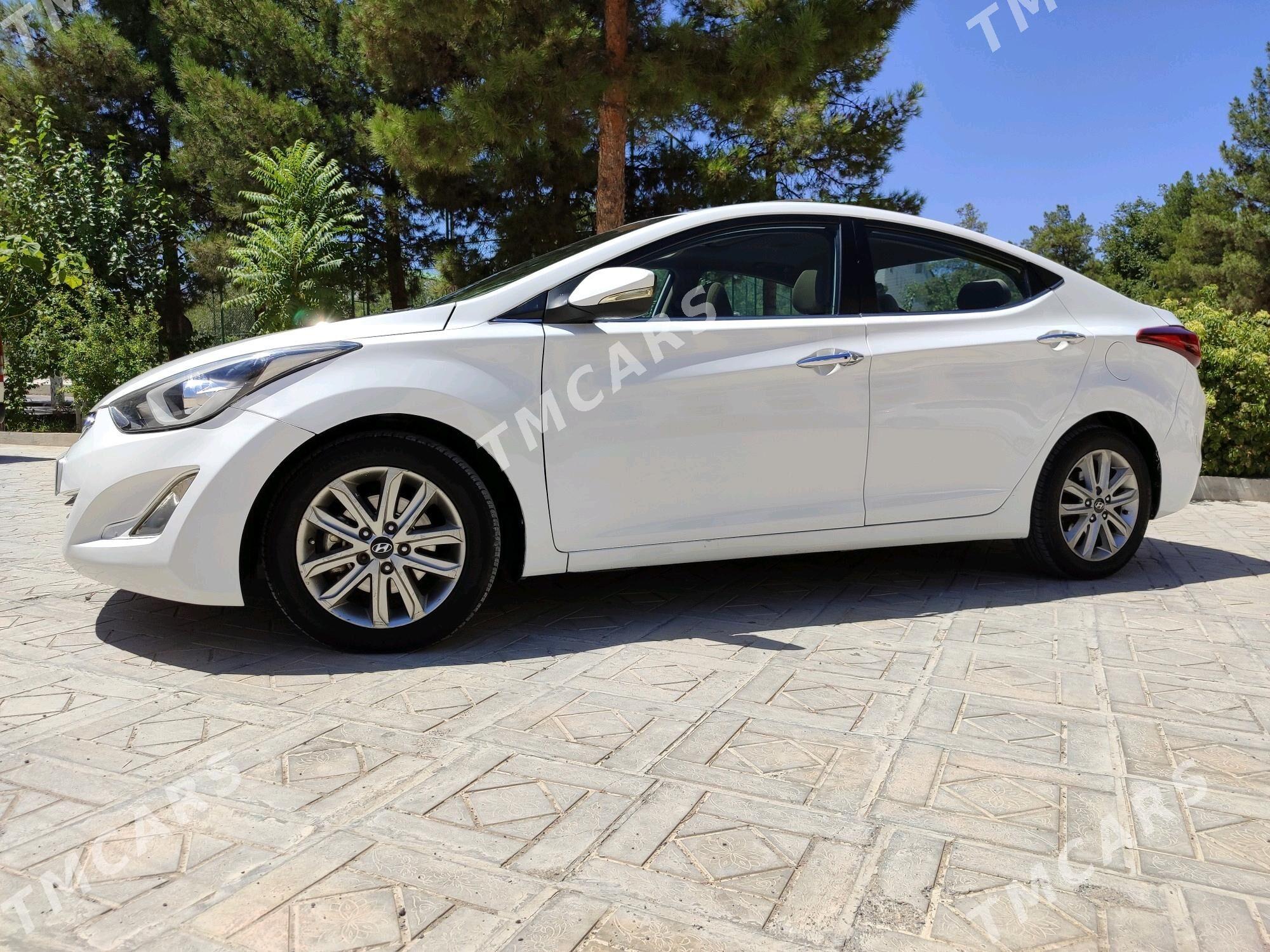 Hyundai Elantra 2014 - 165 000 TMT - Кëши - img 5