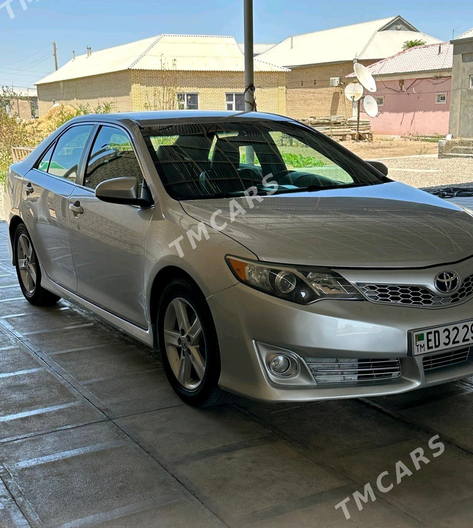 Toyota Camry 2013 - 240 000 TMT - Мары - img 5