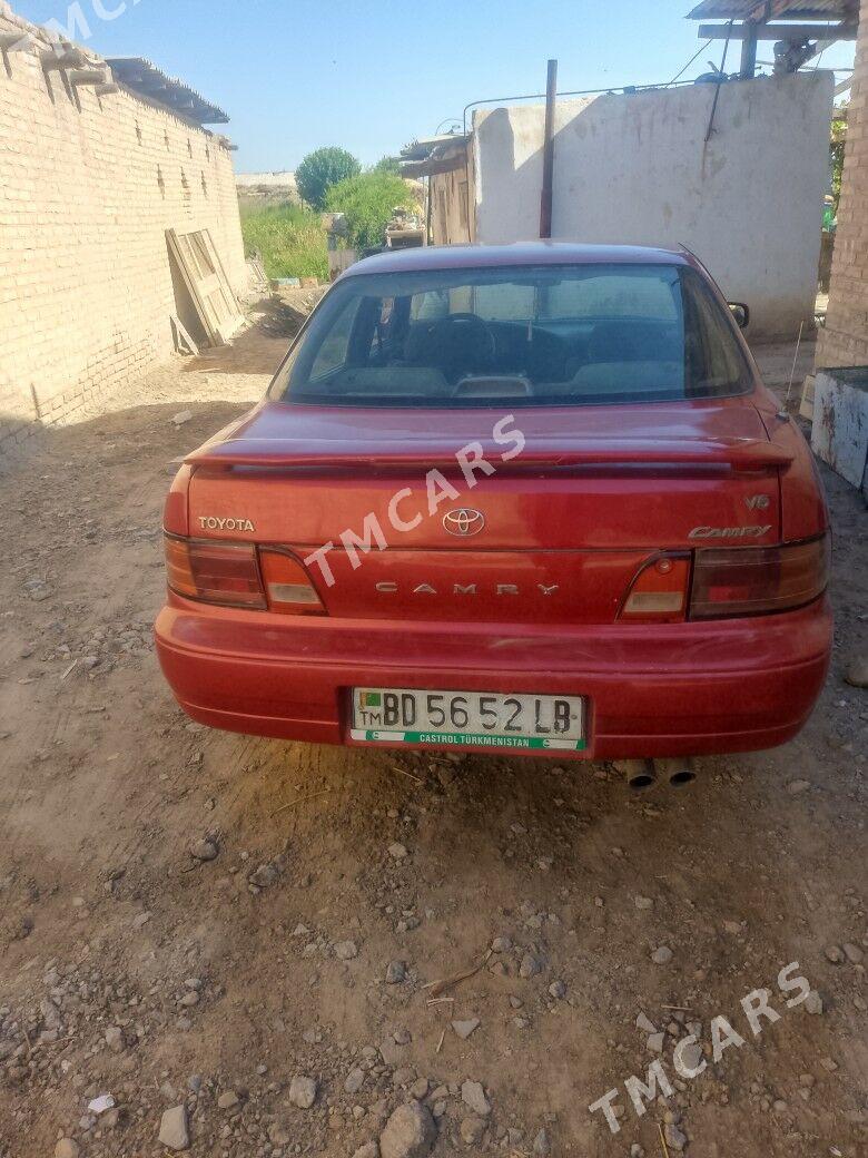Toyota Camry 1993 - 70 000 TMT - Сакар - img 2