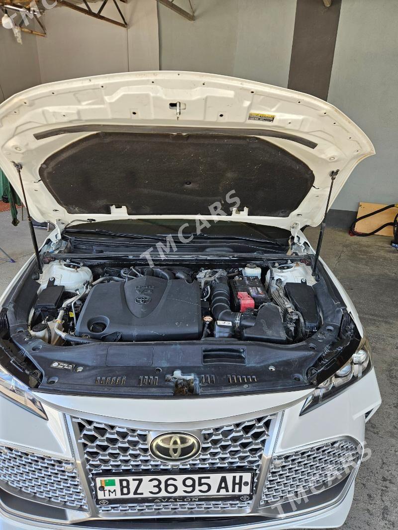 Toyota Avalon 2019 - 420 000 TMT - Ялкым - img 9