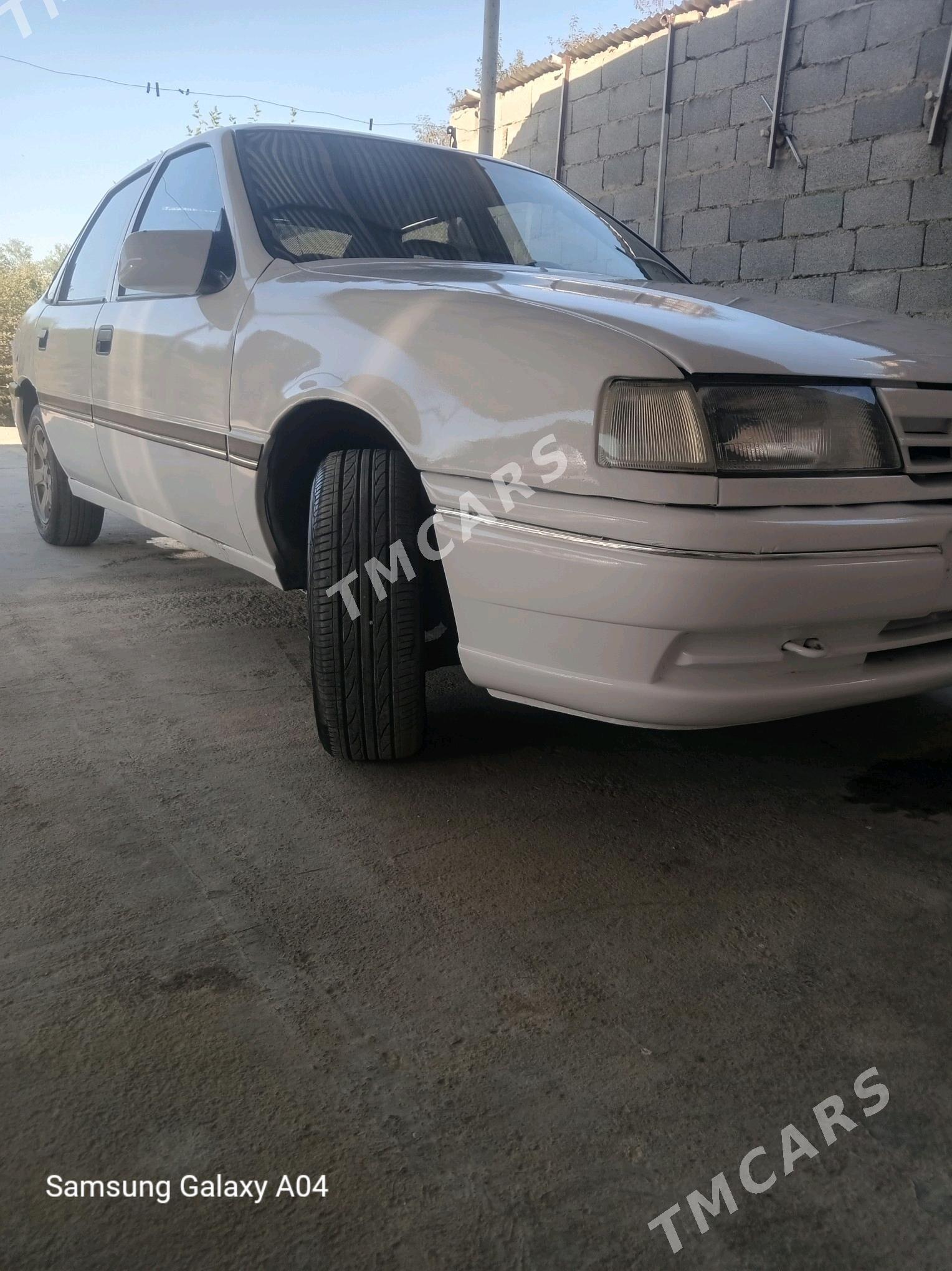 Opel Vectra 1992 - 33 000 TMT - Бахарден - img 8