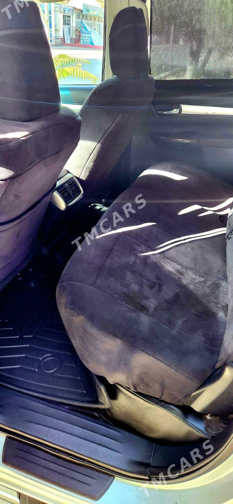 Toyota Hilux 2016 - 500 000 TMT - Serhetabat (Guşgy) - img 4