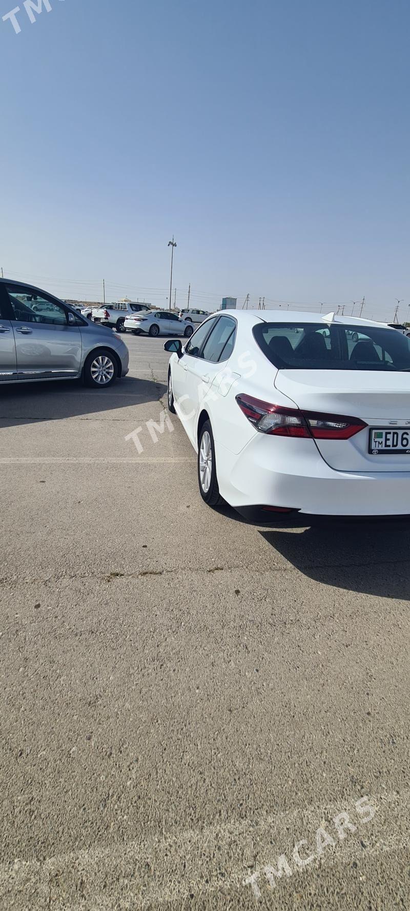 Toyota Camry 2022 - 340 000 TMT - Aşgabat - img 6
