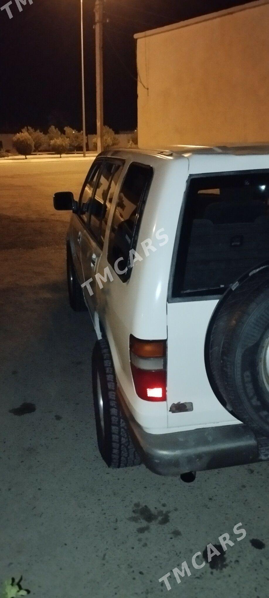 Isuzu Trooper 1997 - 55 000 TMT - Гызыларбат - img 4