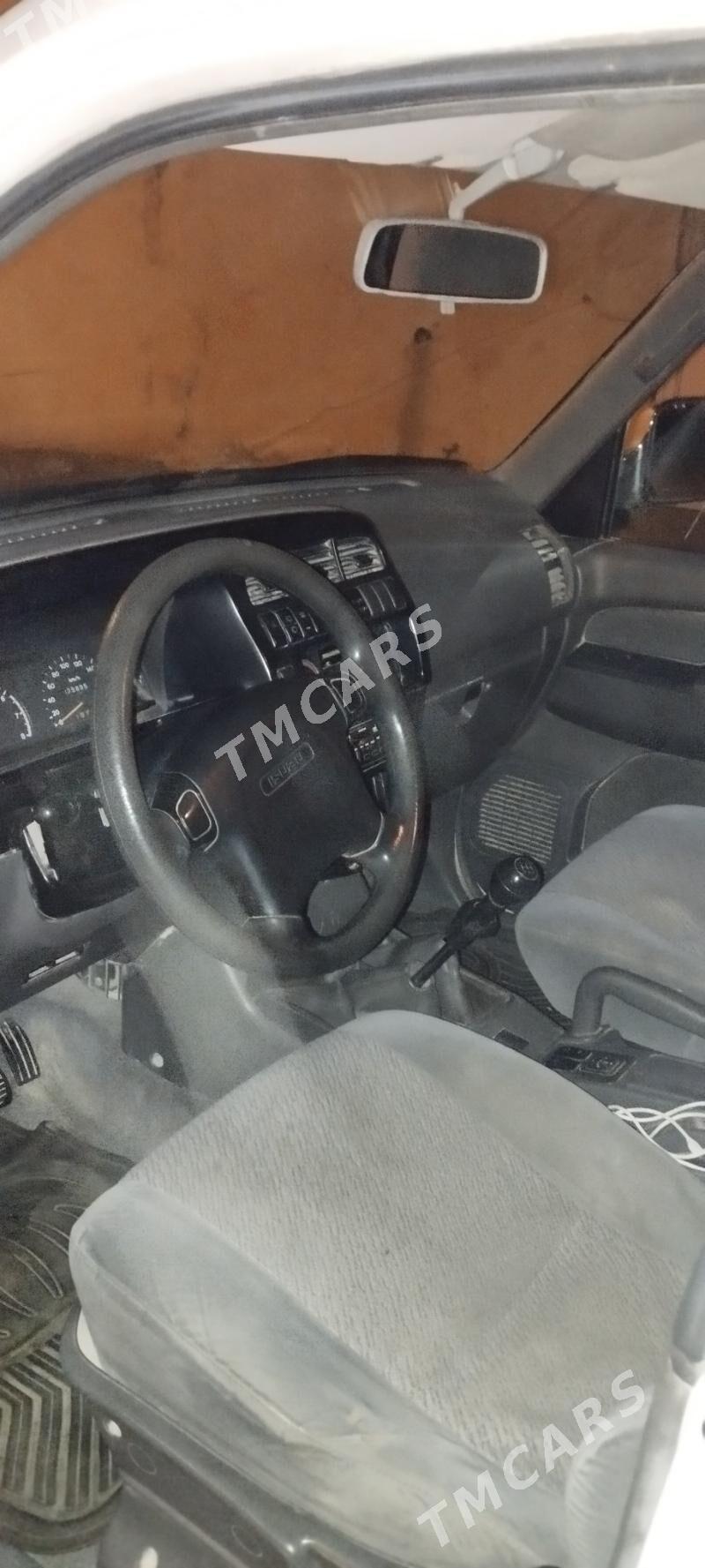 Isuzu Trooper 1997 - 55 000 TMT - Гызыларбат - img 6