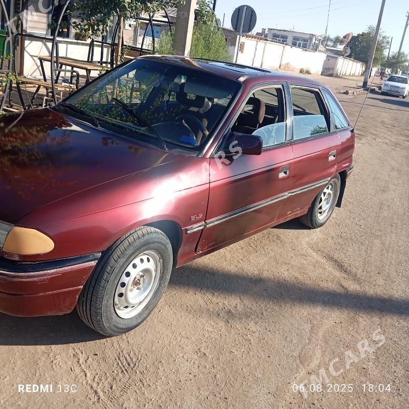 Opel Astra 1990 - 16 000 TMT - Губадаг - img 3