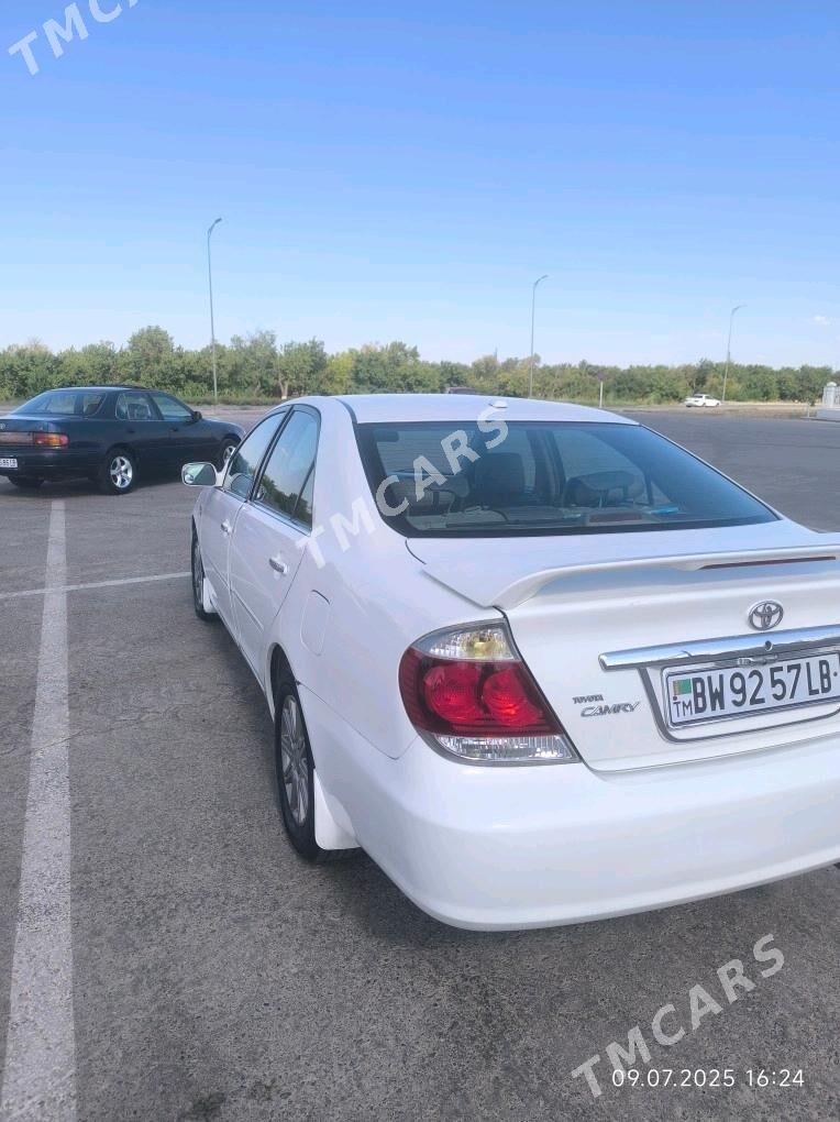 Toyota Camry 2004 - 155 000 TMT - Фарап - img 3