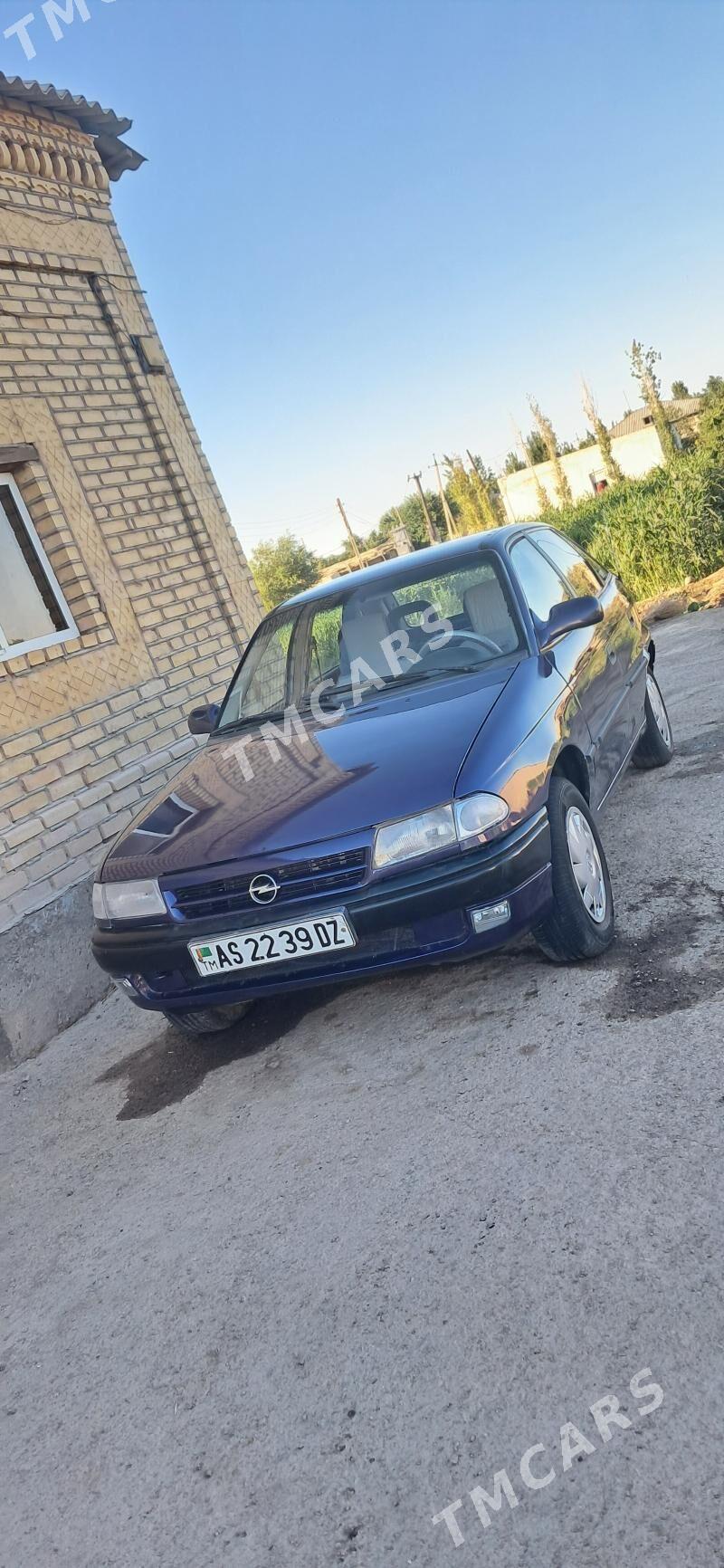 Opel Astra 1993 - 30 000 TMT - Gubadag - img 2