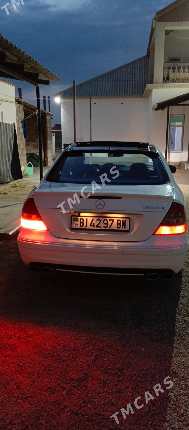 Mercedes-Benz E350 2006 - 200 000 TMT - Hazar - img 4