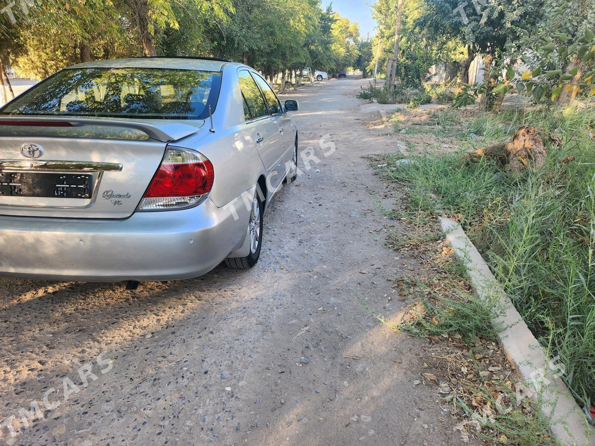 Toyota Camry 2003 - 220 000 TMT - Теджен - img 5