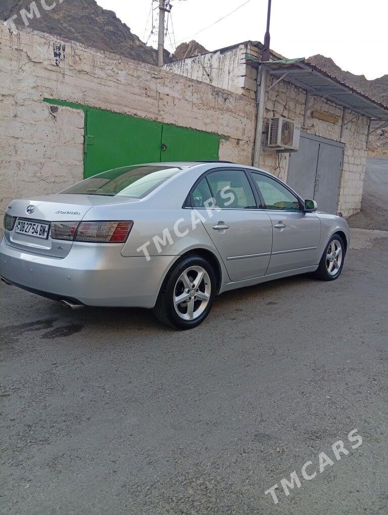 Hyundai Sonata 2006 - 115 000 TMT - Туркменбаши - img 7