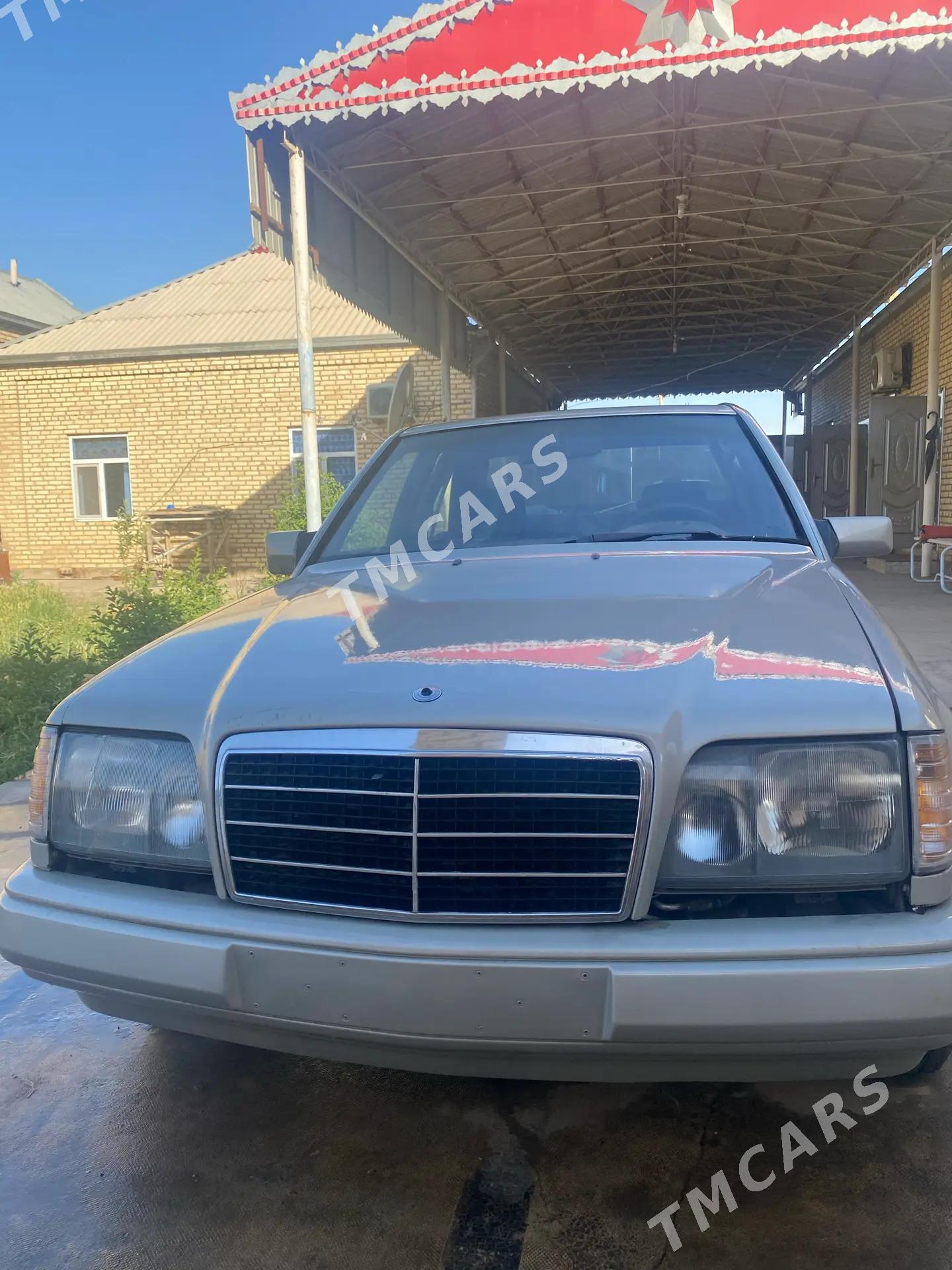 Mercedes-Benz 300E 1995 - 25 000 TMT - Mary - img 2