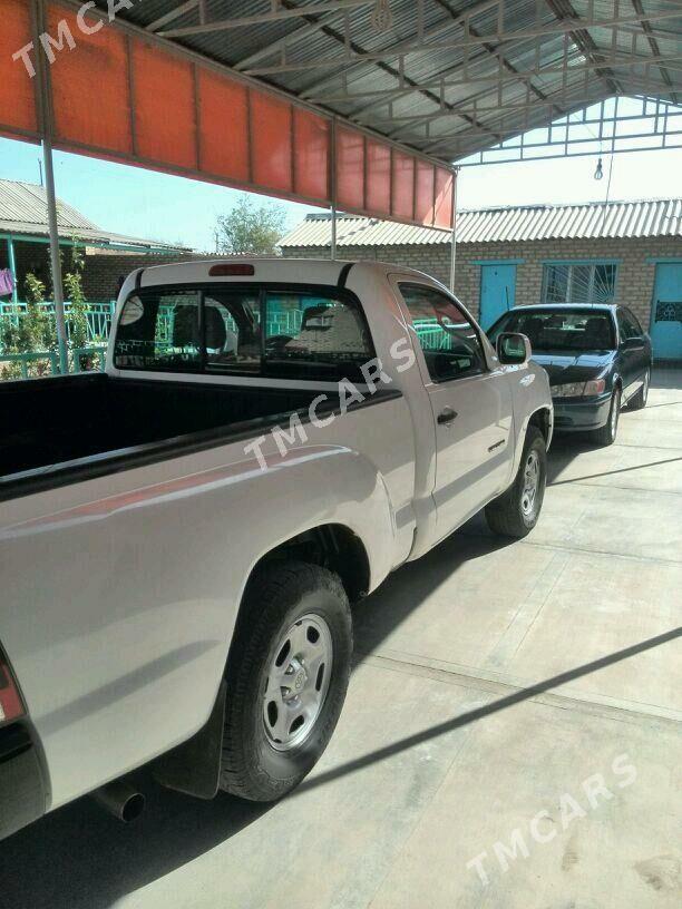 Toyota Tacoma 2009 - 200 000 TMT - Серахс - img 3