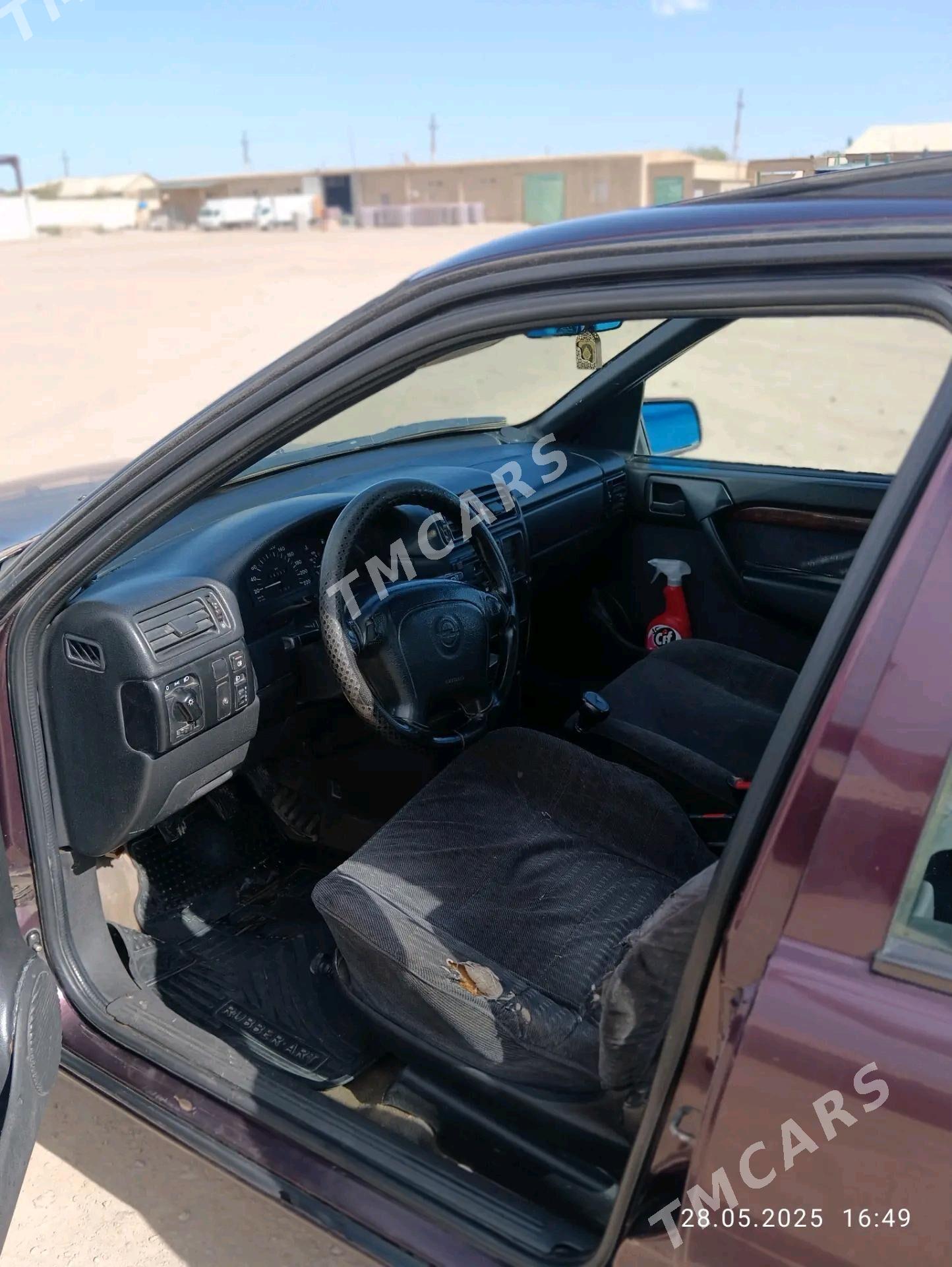 Opel Vectra 1995 - 42 000 TMT - Daşoguz - img 3