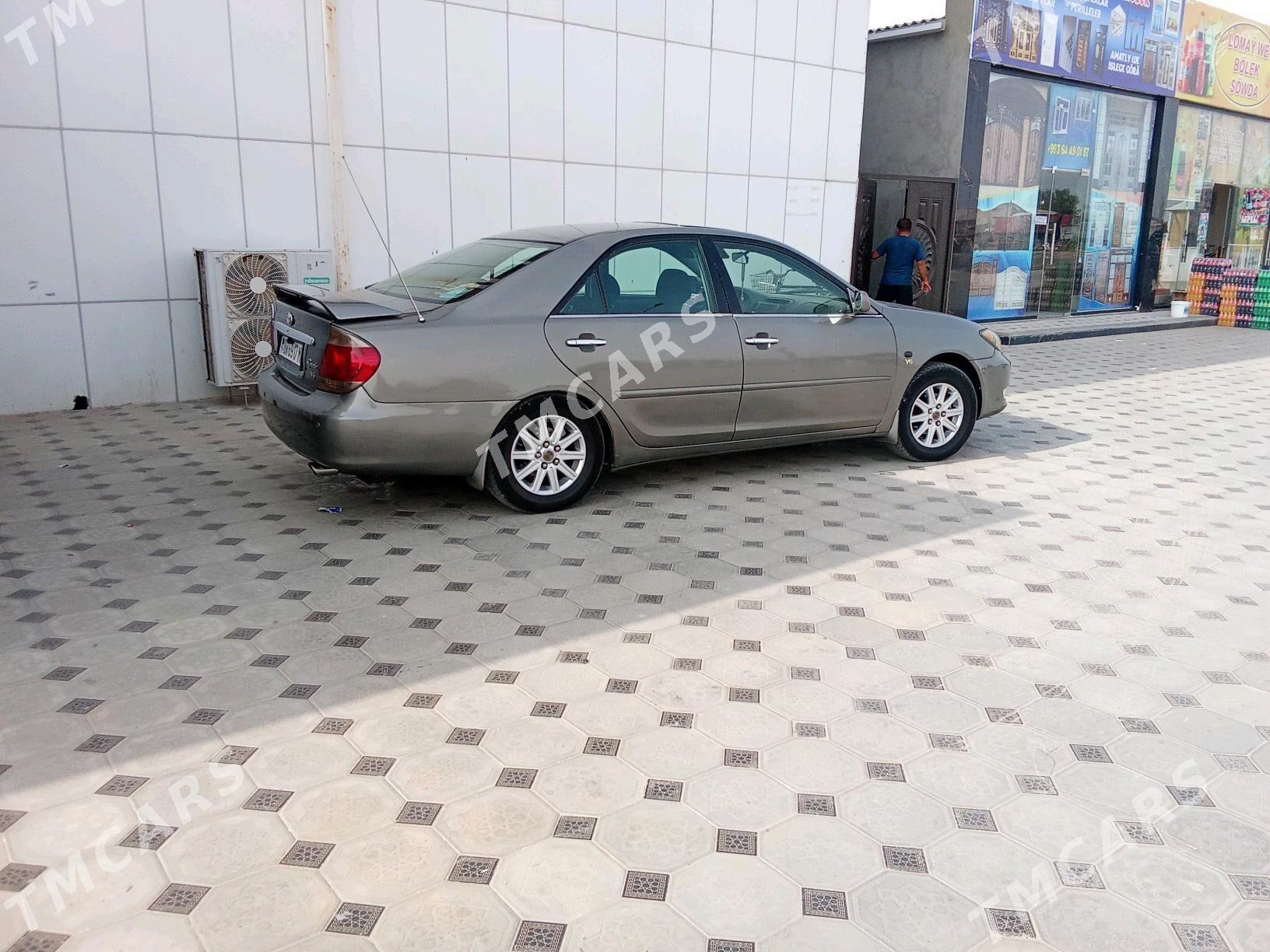 Toyota Camry 2004 - 150 000 TMT - Ýolöten - img 3