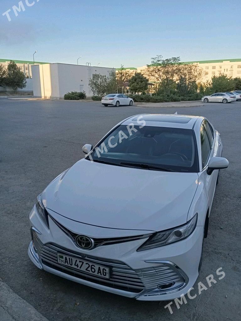 Toyota Camry 2019 - 304 000 TMT - Aşgabat - img 2