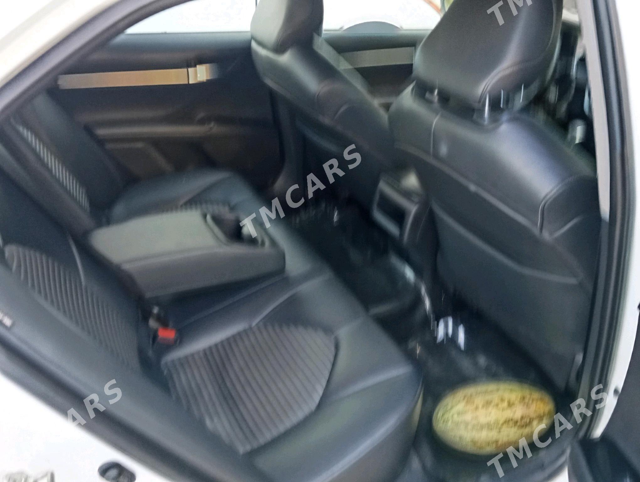 Toyota Camry 2019 - 304 000 TMT - Aşgabat - img 4