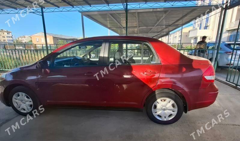 Nissan Versa 2011 - 100 000 TMT - Туркменабат - img 3