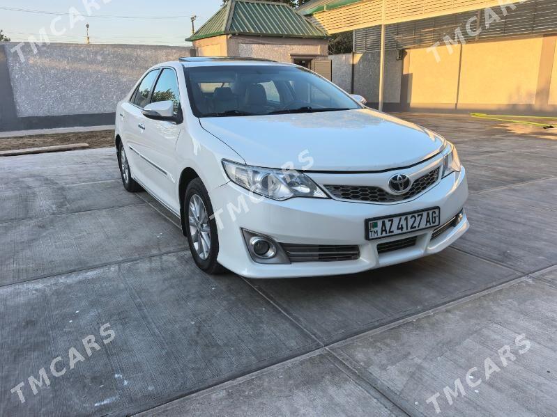Toyota Camry 2012 - 248 000 TMT - Гёкдже - img 3