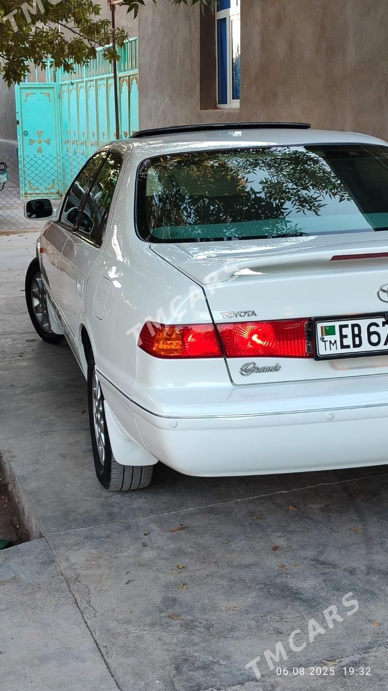 Toyota Camry 2000 - 175 000 TMT - Теджен - img 6