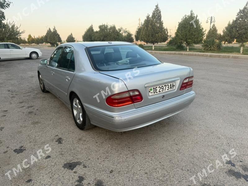 Mercedes-Benz E430 2001 - 66 000 TMT - Бахарден - img 3