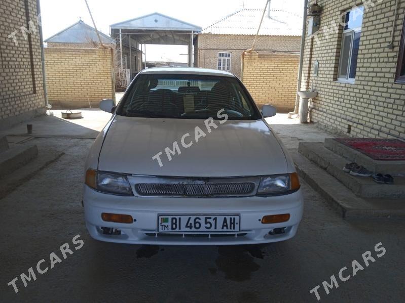 Nissan Altima 1996 - 30 000 TMT - Сакарчага - img 4