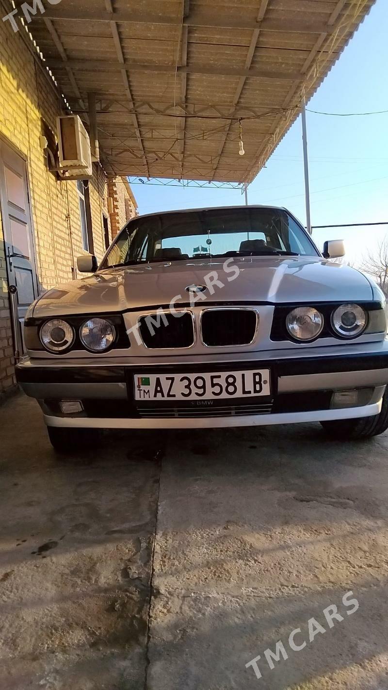 BMW E34 1995 - 65 000 TMT - Саят - img 2