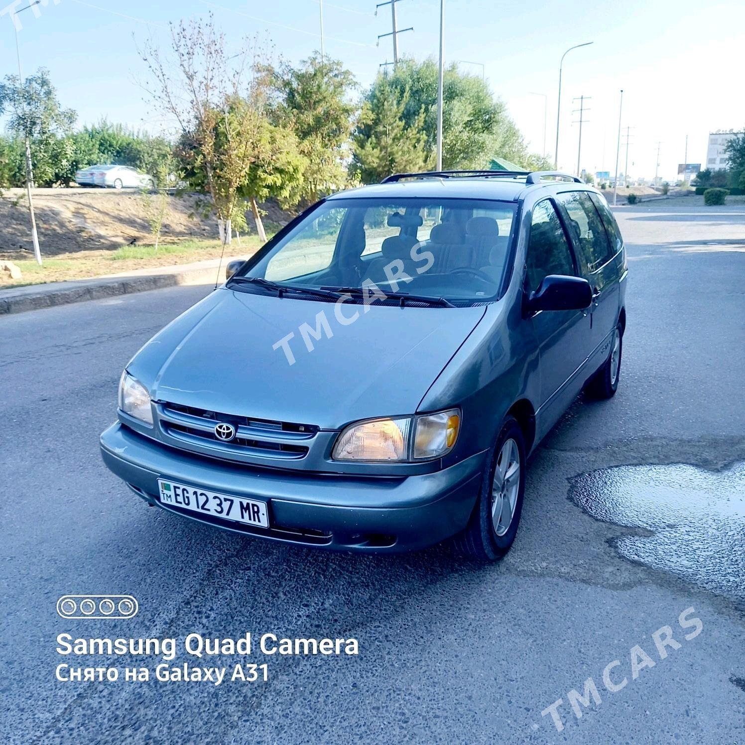 Toyota Sienna 1999 - 148 000 TMT - Мары - img 3