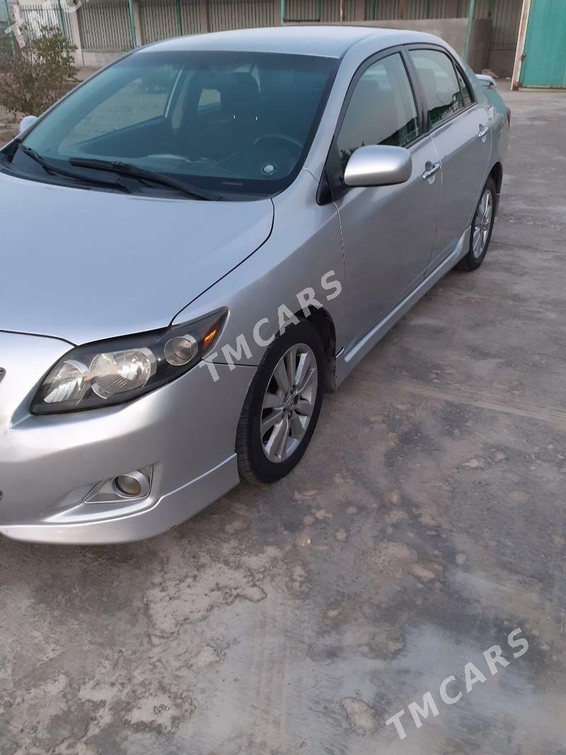 Toyota Corolla 2010 - 150 000 TMT - Тязе заман - img 3
