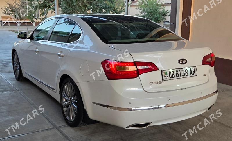 Kia Cadenza 2013 - 185 000 TMT - Ак-Бугдайский этрап - img 3