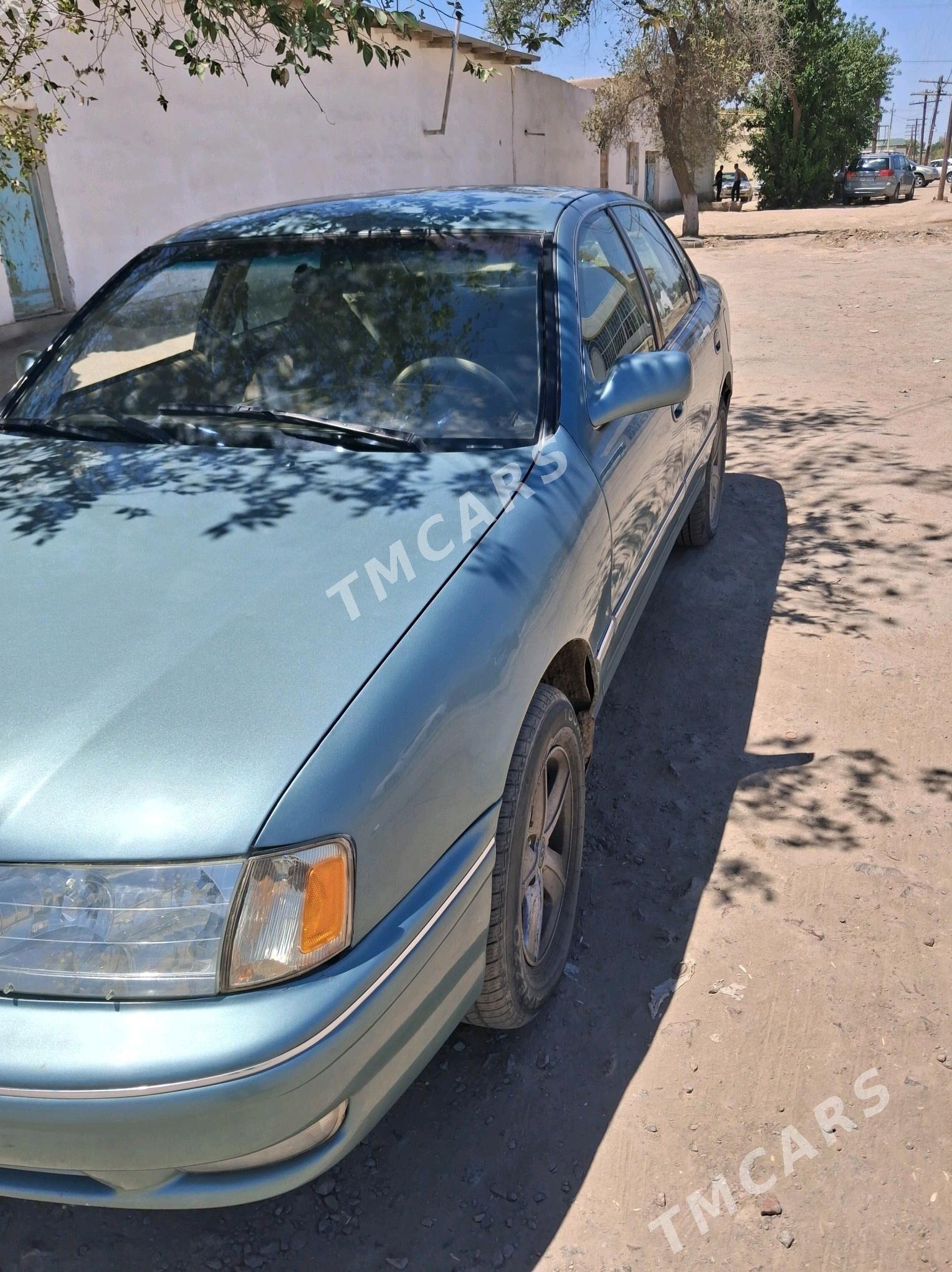 Toyota Avalon 1999 - 130 000 TMT - Гурбансолтан Едже - img 2