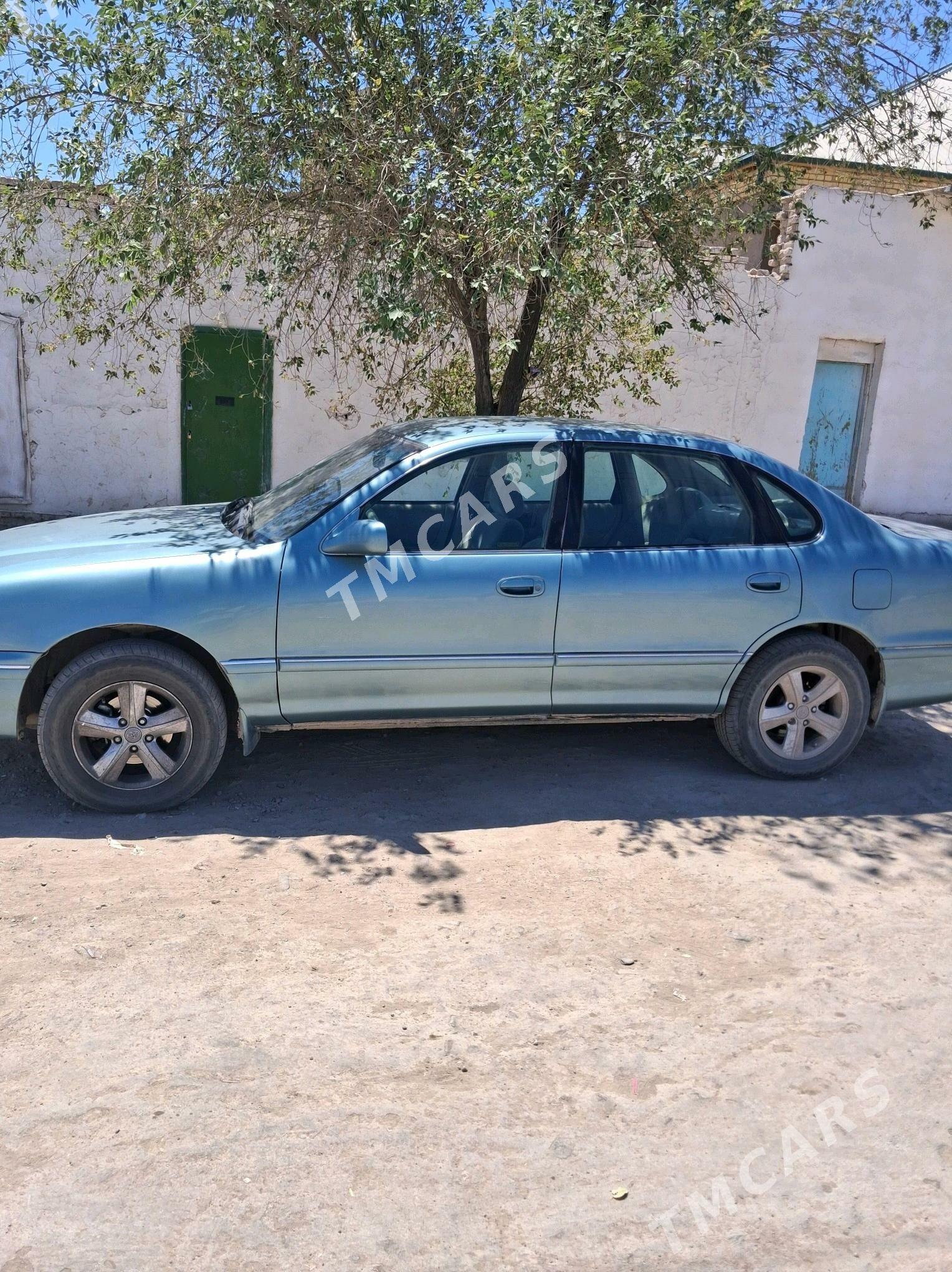 Toyota Avalon 1999 - 130 000 TMT - Гурбансолтан Едже - img 3