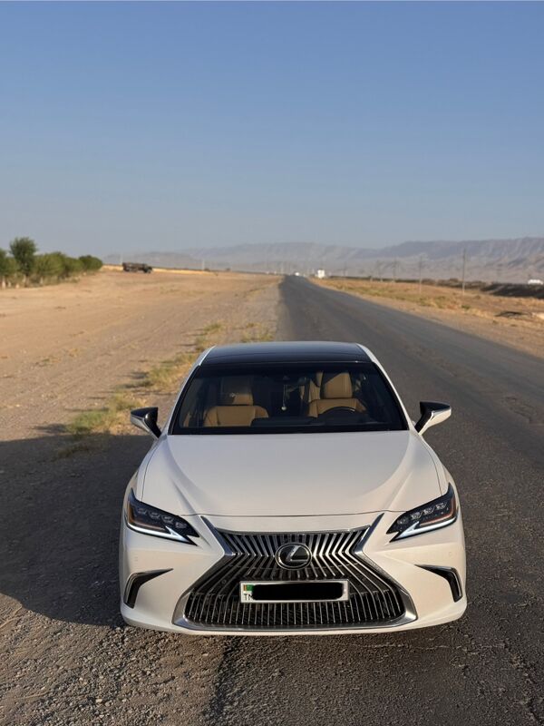 Lexus ES 350 2019 - 660 000 TMT - Podwoýski köç. (Bitarap Türkmenistan şaýoly) - img 3