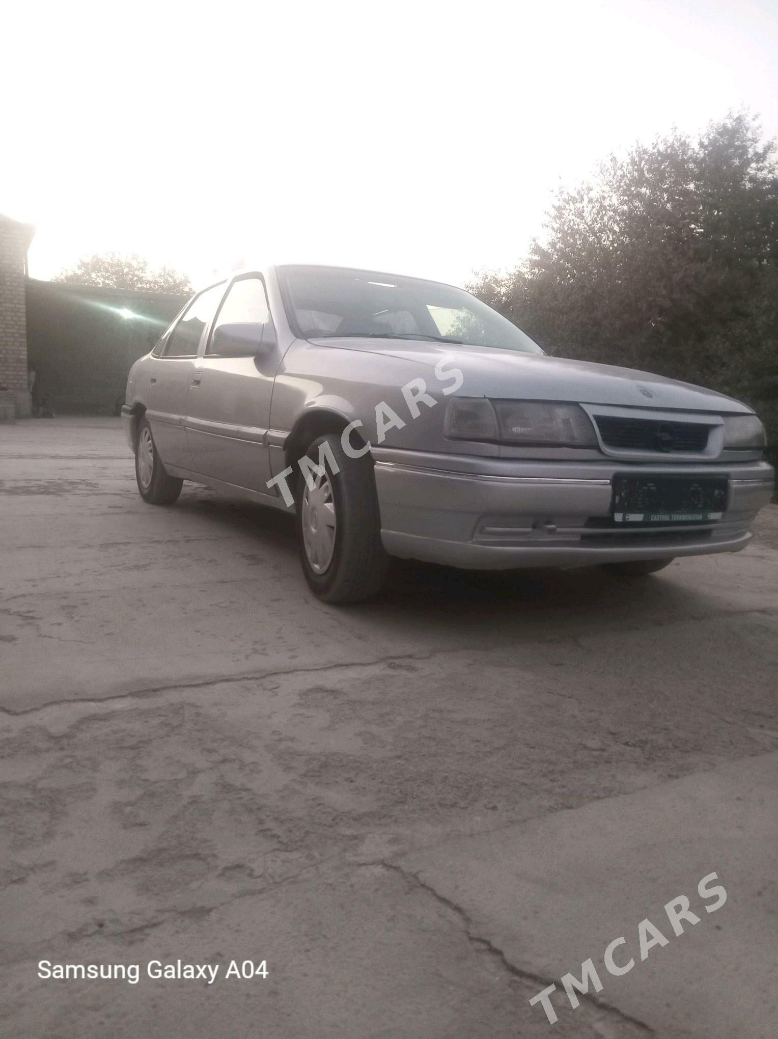 Opel Vectra 1994 - 33 000 TMT - Бахарден - img 4