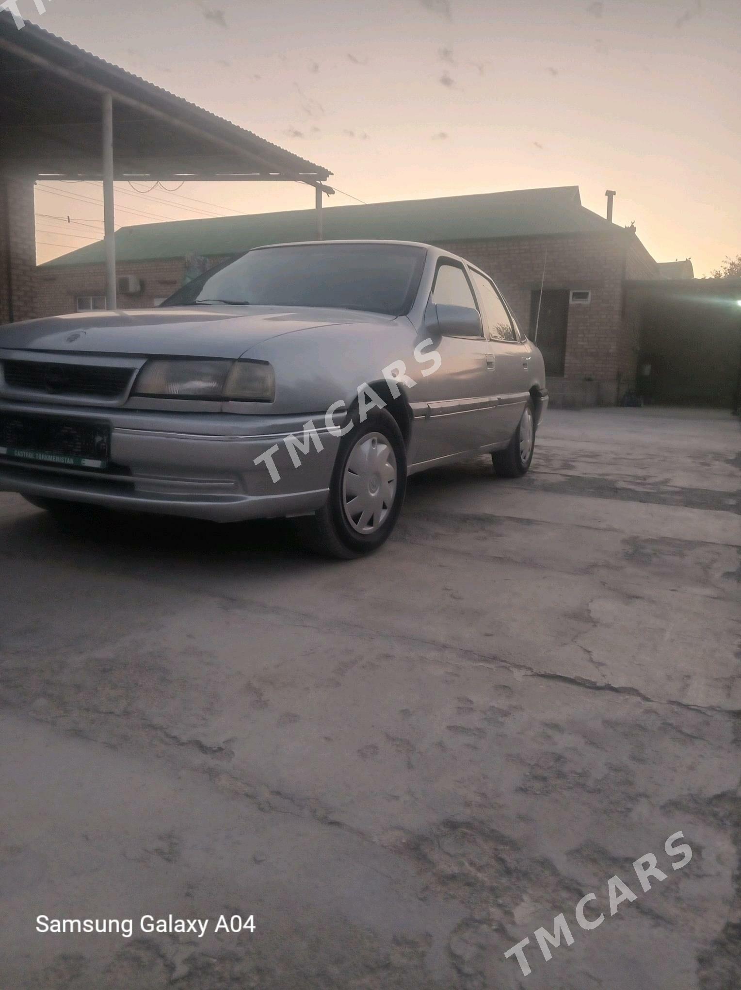 Opel Vectra 1994 - 33 000 TMT - Бахарден - img 8