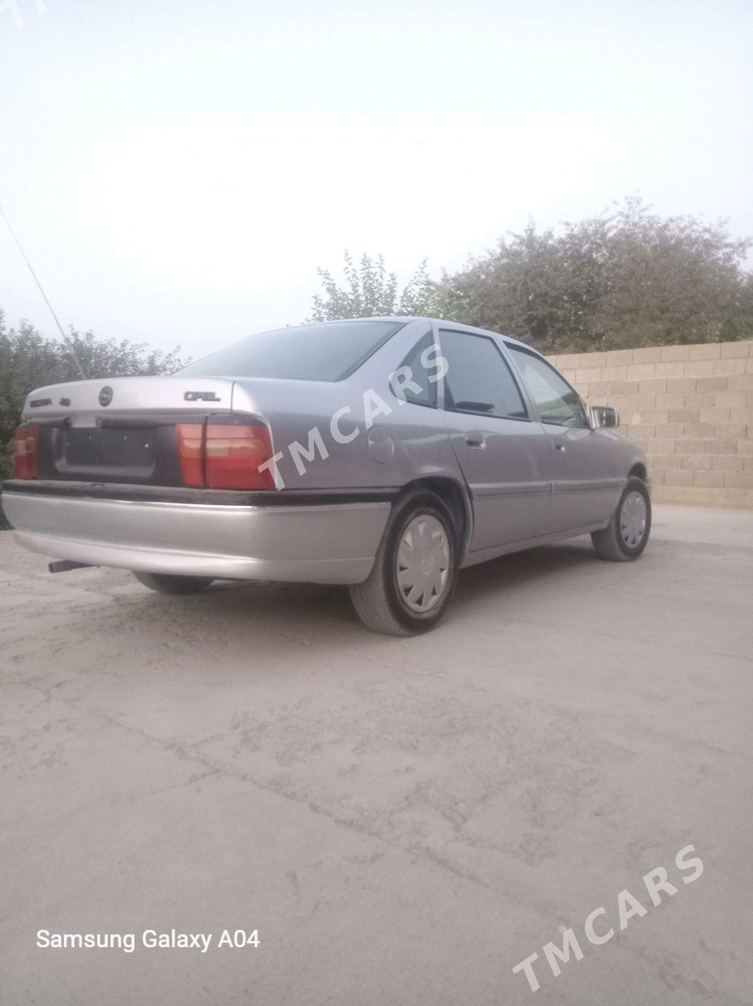 Opel Vectra 1994 - 33 000 TMT - Бахарден - img 6