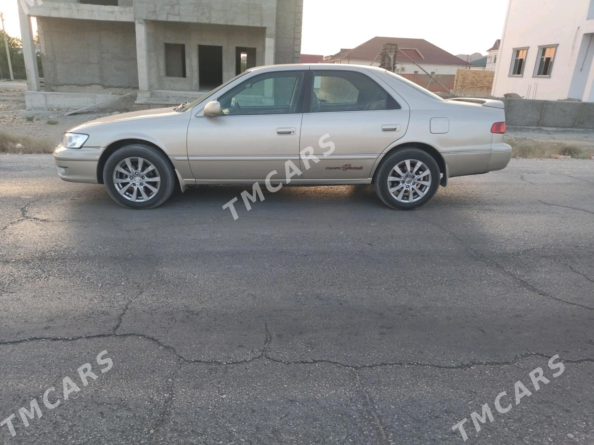 Toyota Camry 1999 - 165 000 TMT - Балканабат - img 5