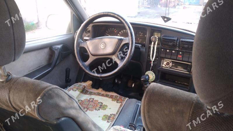 Opel Omega 1992 - 25 000 TMT - Туркменабат - img 2
