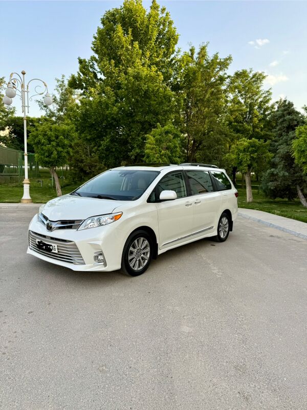 Toyota Sienna 2019 - 415 000 TMT - Aşgabat - img 2