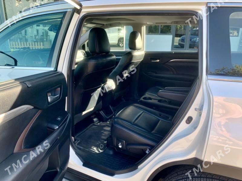 Toyota Highlander 2018 - 465 000 TMT - Мары - img 2