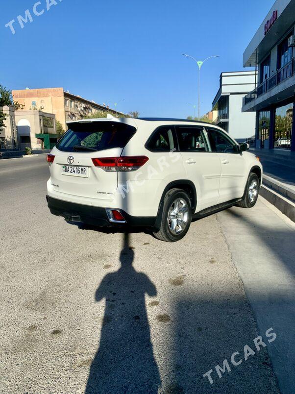 Toyota Highlander 2018 - 465 000 TMT - Мары - img 4