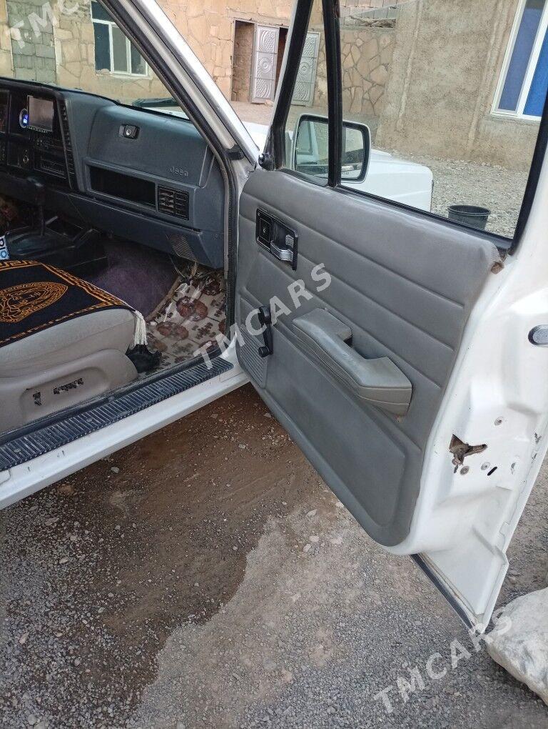 Jeep Cherokee 1995 - 50 000 TMT - Гызыларбат - img 4